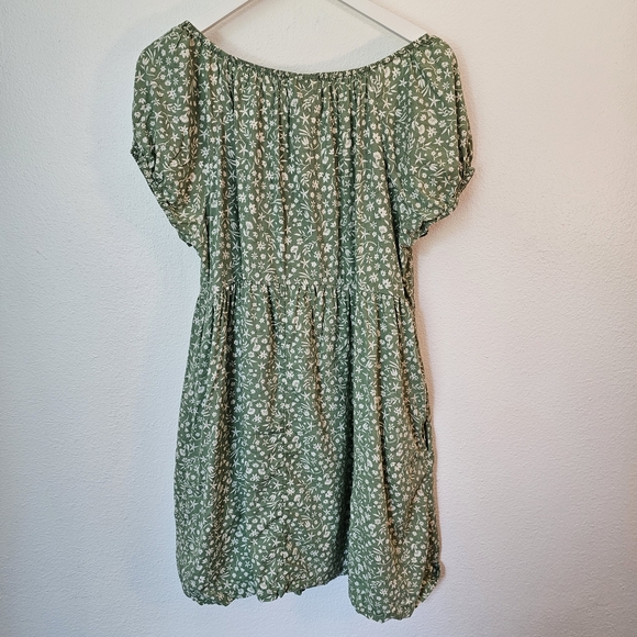 Universal Thread Green Floral Dress - Picture 5 of 5